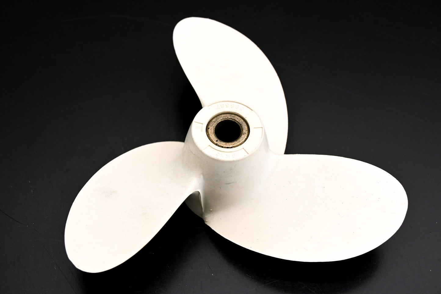 OMC 386587 Plastic Propeller NOS