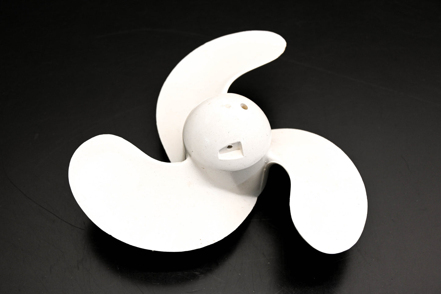 OMC 318487 Plastic Propeller NOS