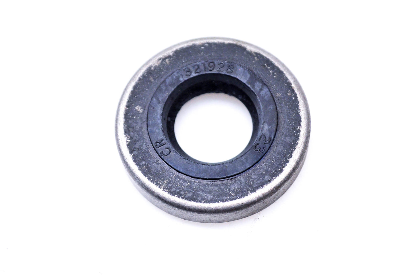 OMC 321928 Oil Retainer Bearing Housing NOS