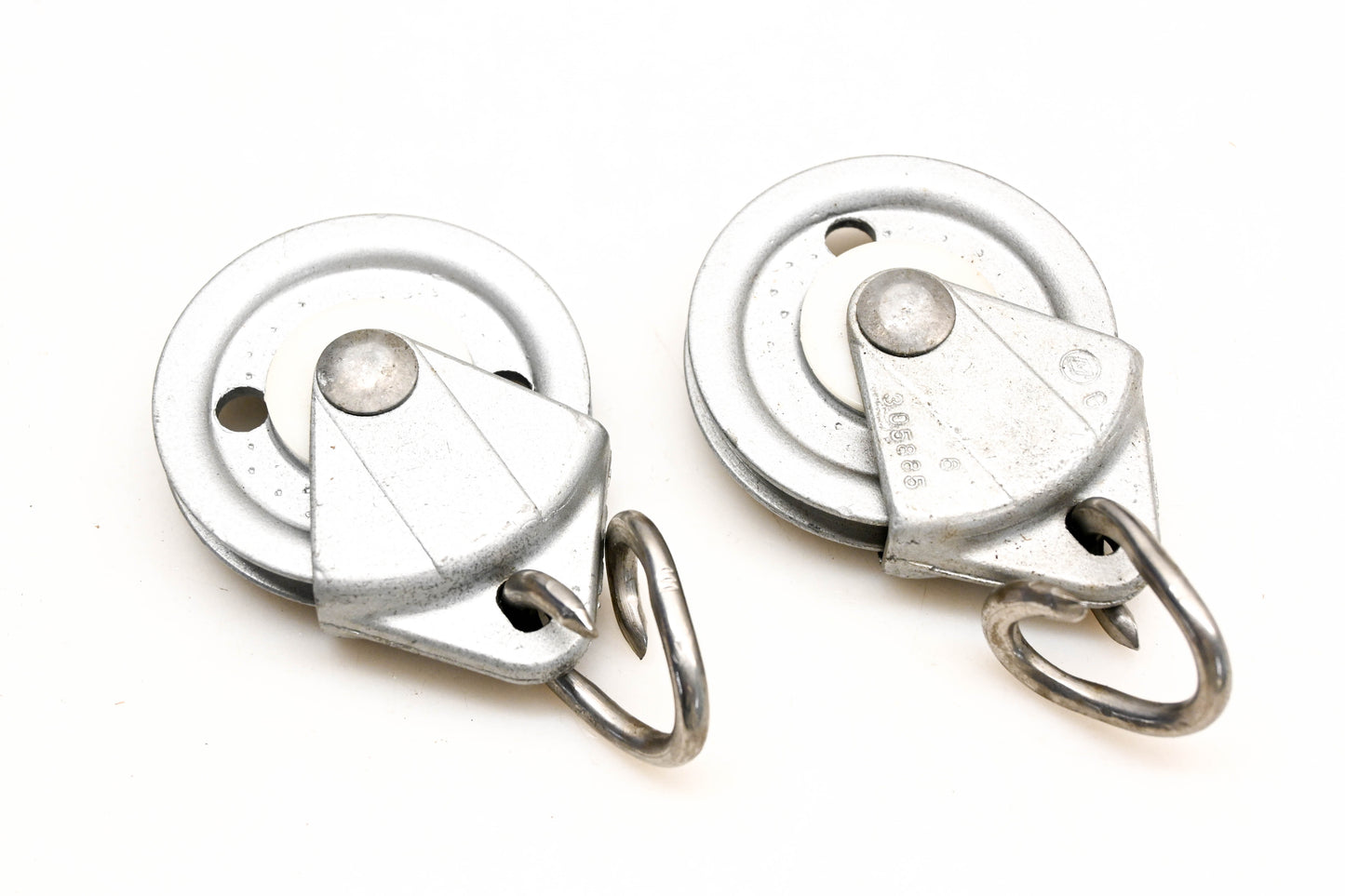 OMC 173047 Steering Connector Pulleys NOS