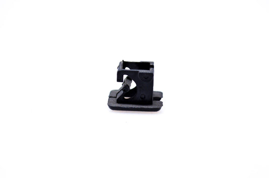 OMC 312890 Clip NOS