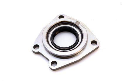 OMC 1-909511 Stringer Intermediate Housing NOS