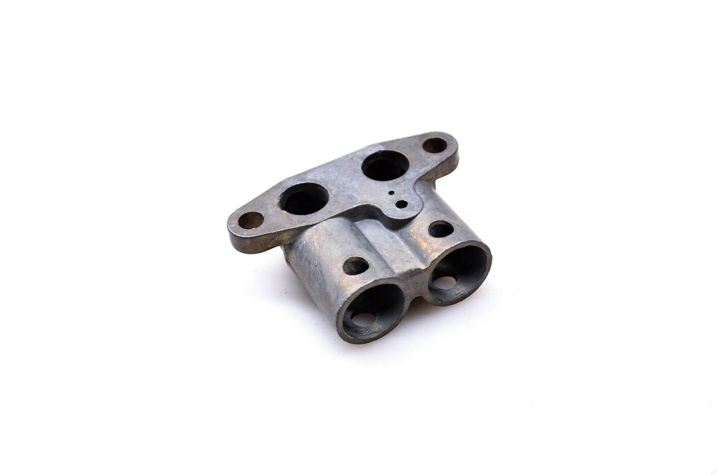 OMC 307954 Water Pump Side Cap NOS