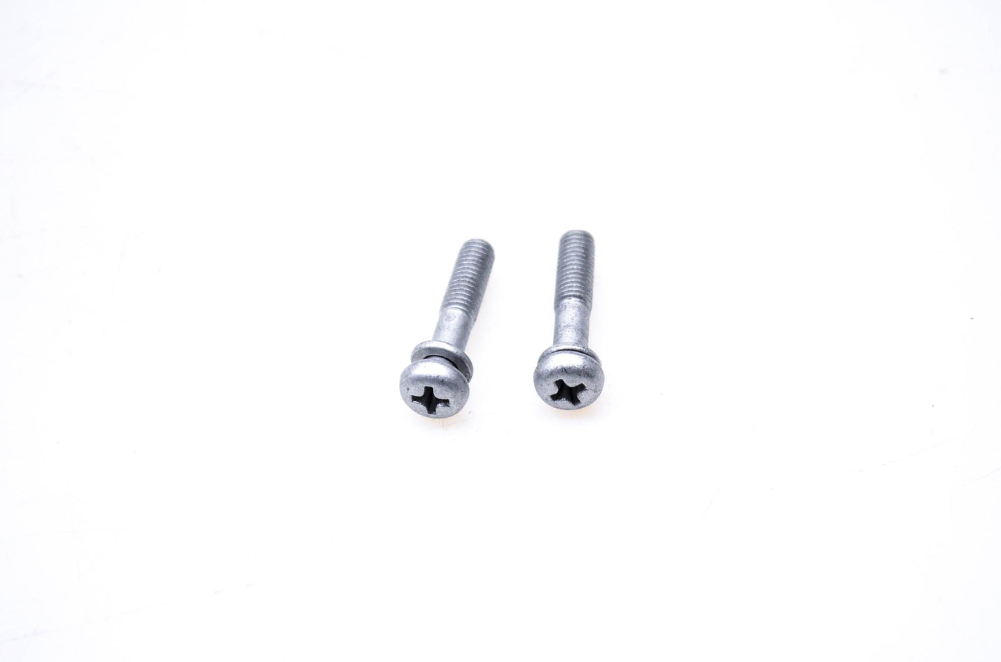 OMC 446102 Anchor to Bracket Screw Qty 2 NOS
