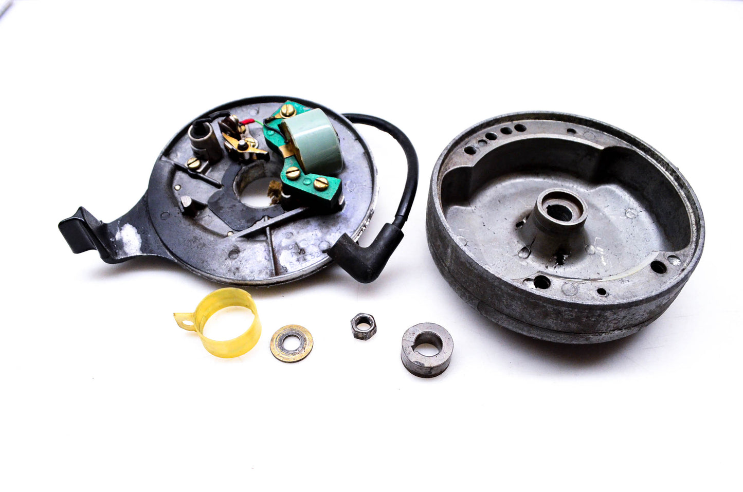 Evinrude E2RCIB 2HP Magneto 1981 Outboard 2