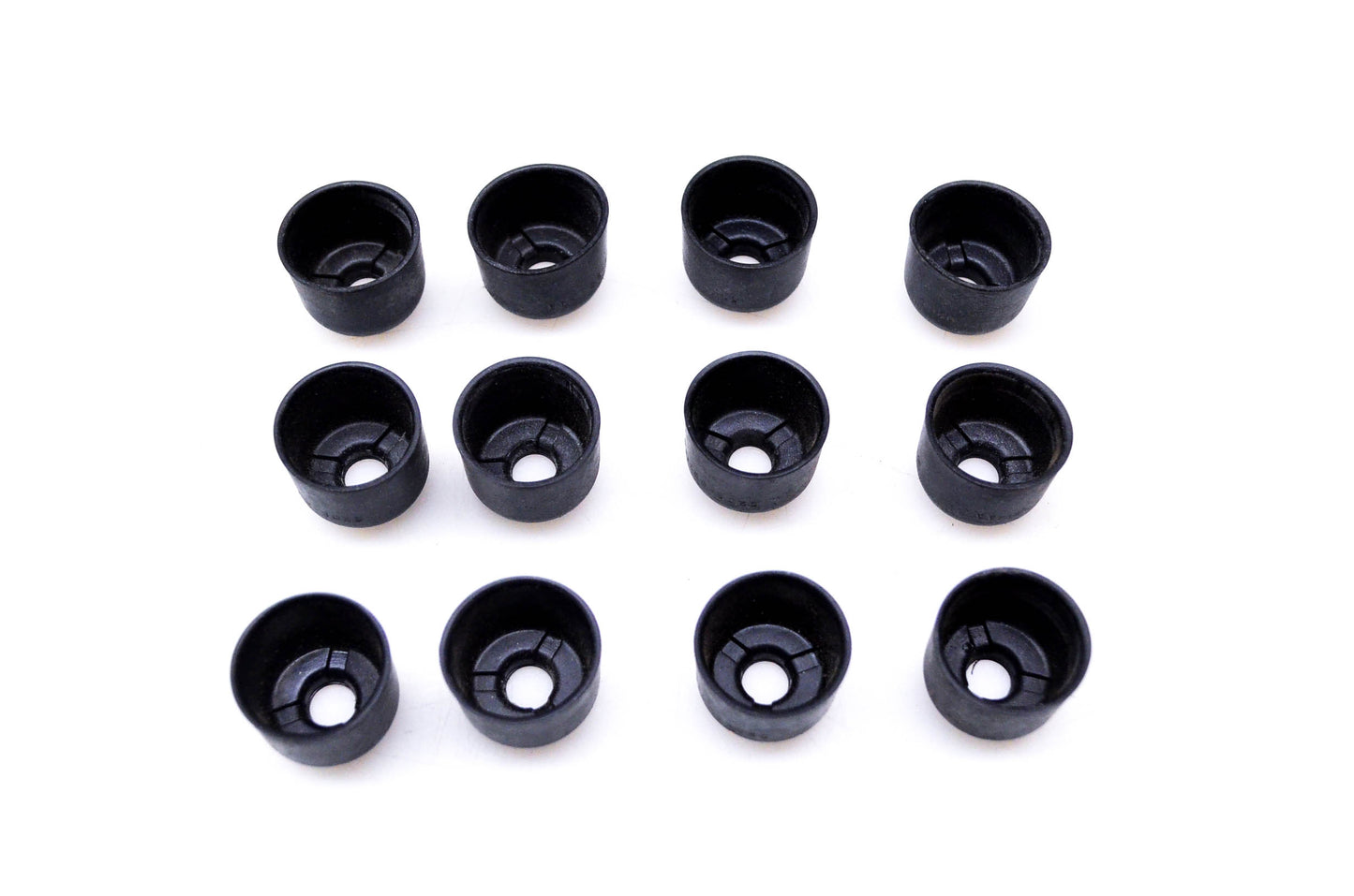New OEM Ford D2DZ-6571-A Valve Stem Seal Qty 12 NOS