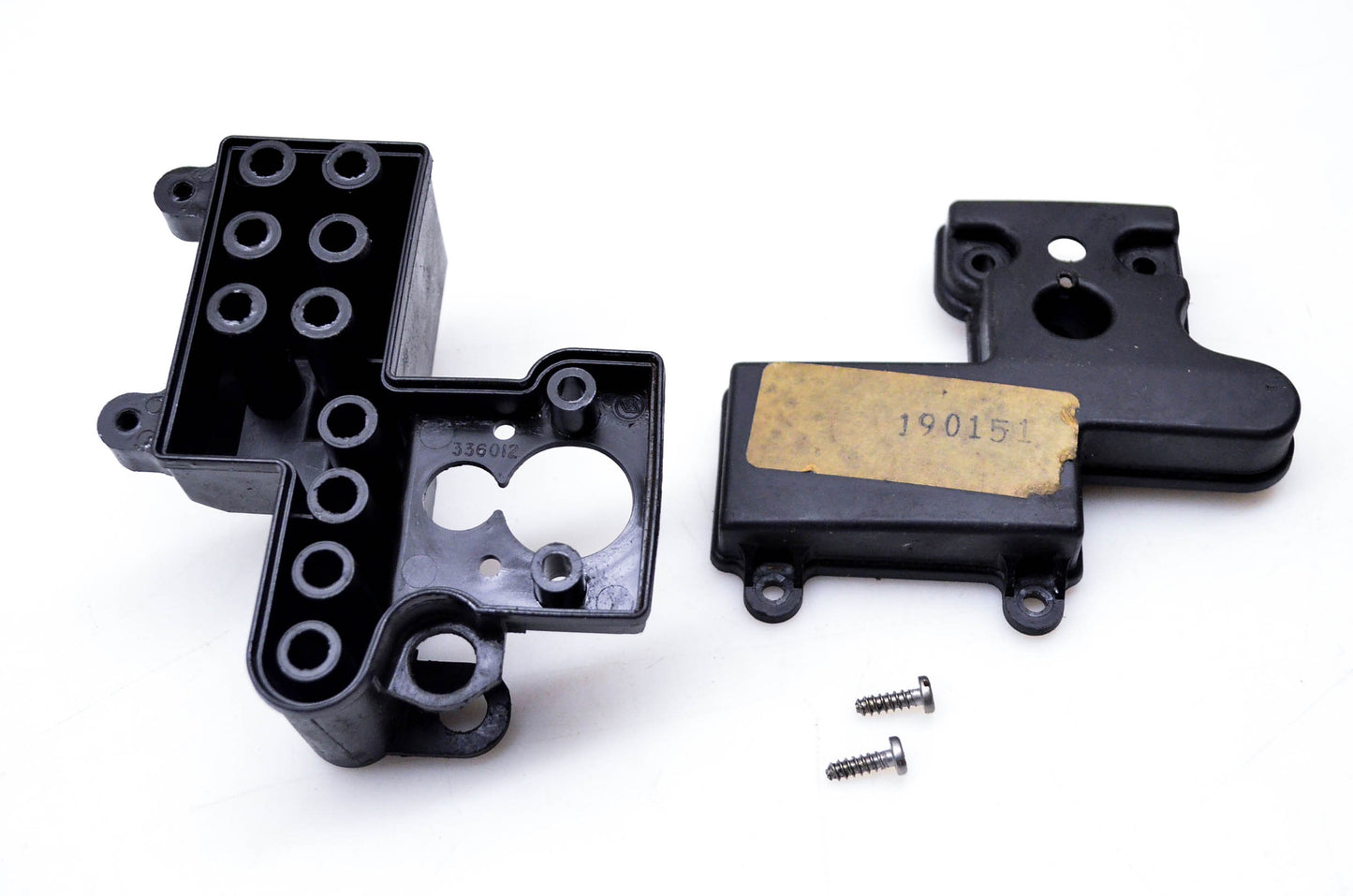 OMC 336012, 190151 Air Silencer Base w/Bottom Assembly