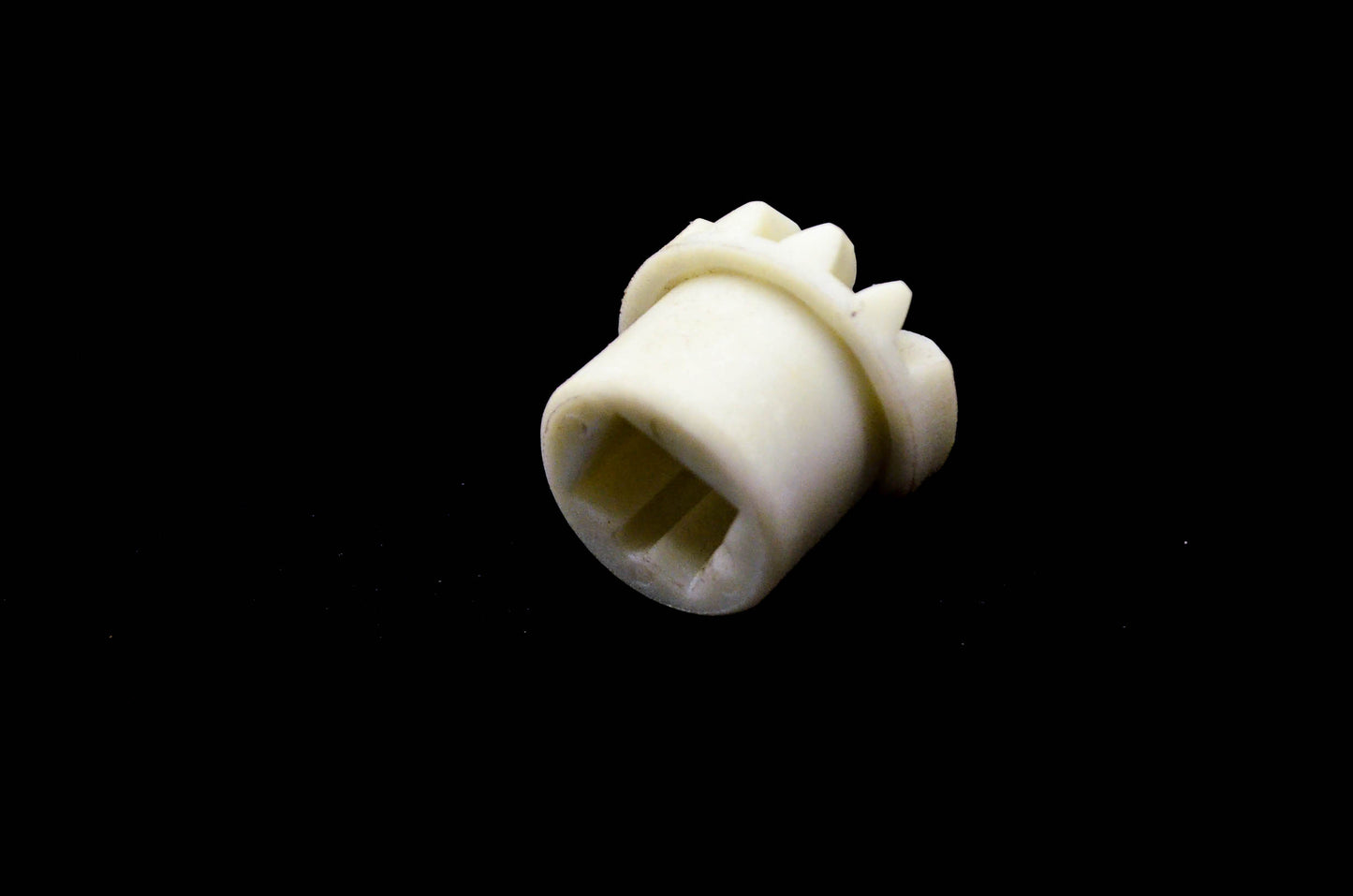 OMC 319034 Shaft Gear NOS