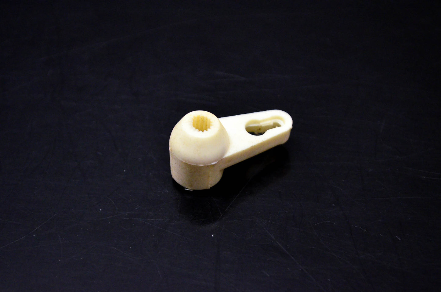 OMC 204705 Carburetor Lever NOS
