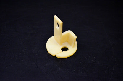 OMC 313888 Throttle Cable Retainer NOS