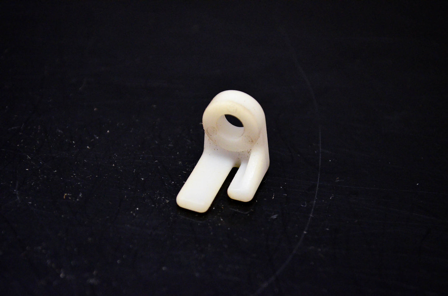 OMC 313585 Oil Wick Clip NOS
