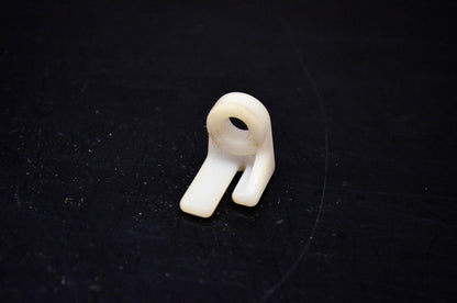 OMC 313585 Oil Wick Clip NOS