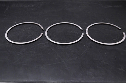 OMC 383654 Piston Ring Kit NOS