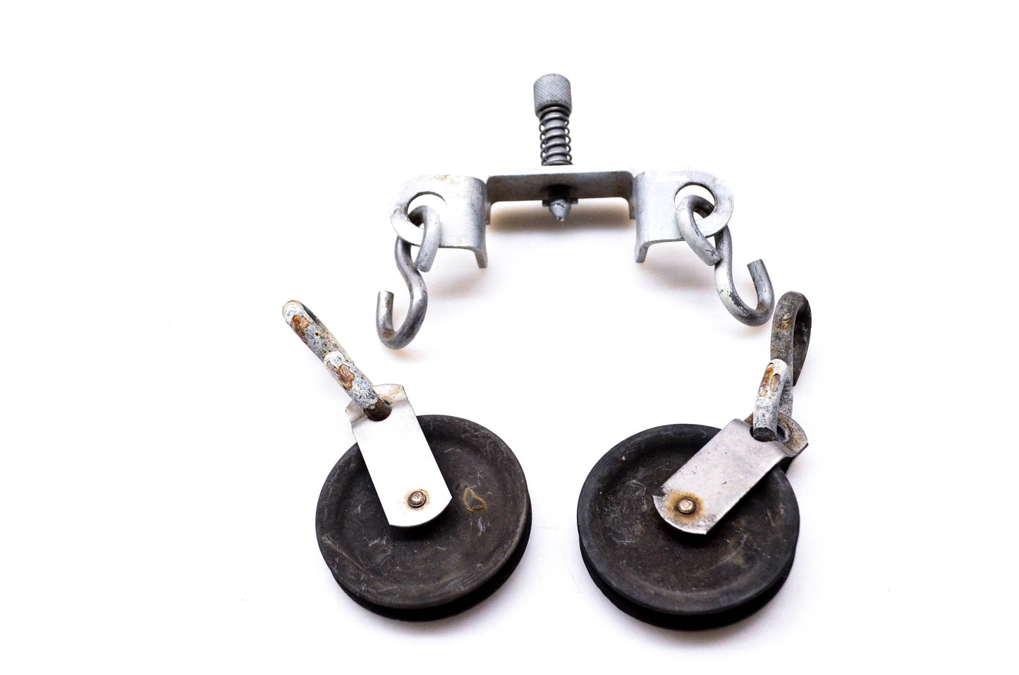 OMC 305816 Cable Steering Pulley Bracket Assembly