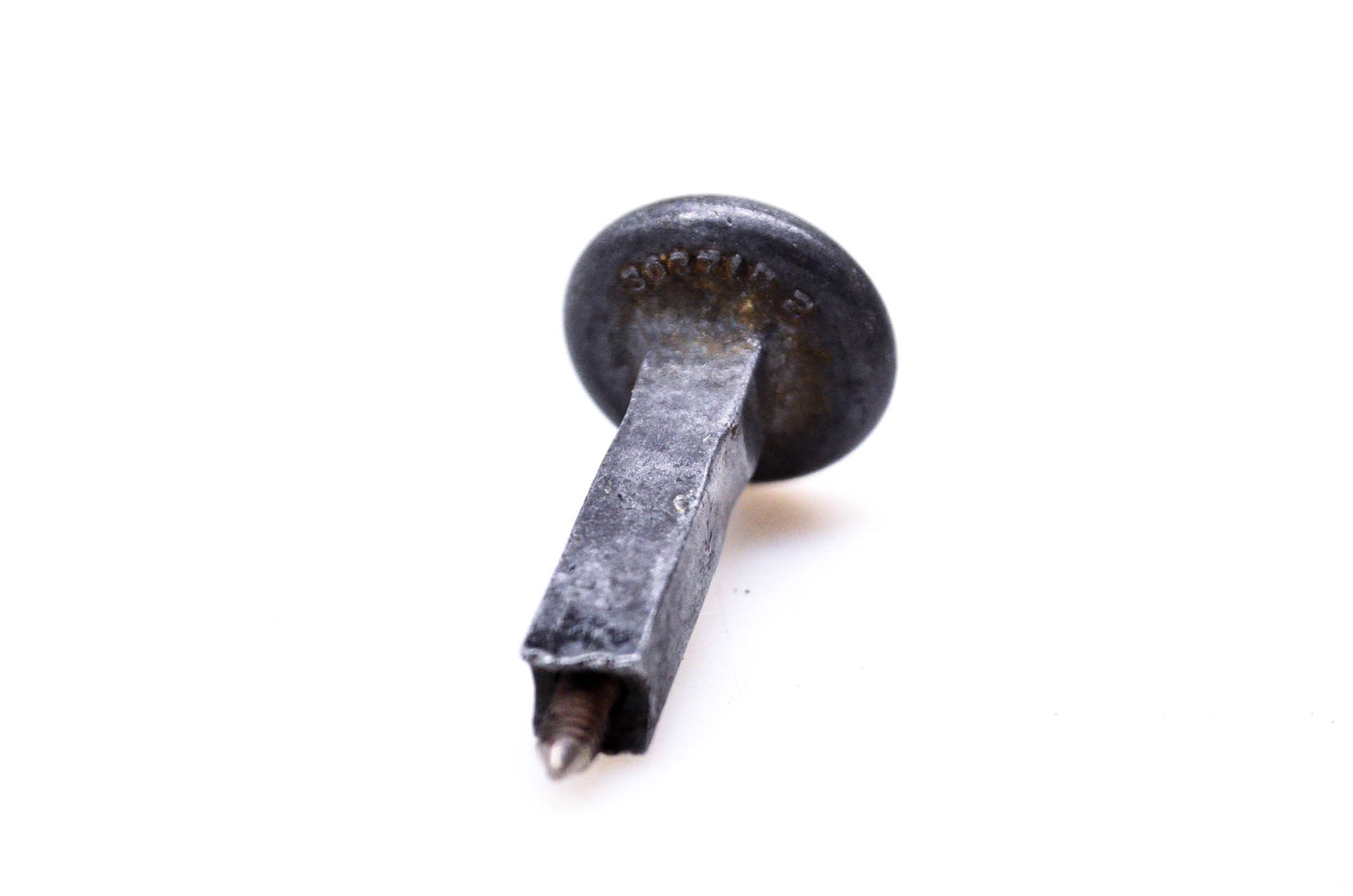 OMC 303718-2 Carburetor Choke Knob & Screw