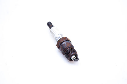 Autolite AF32, C9ZZ12405A Spark Plug NOS
