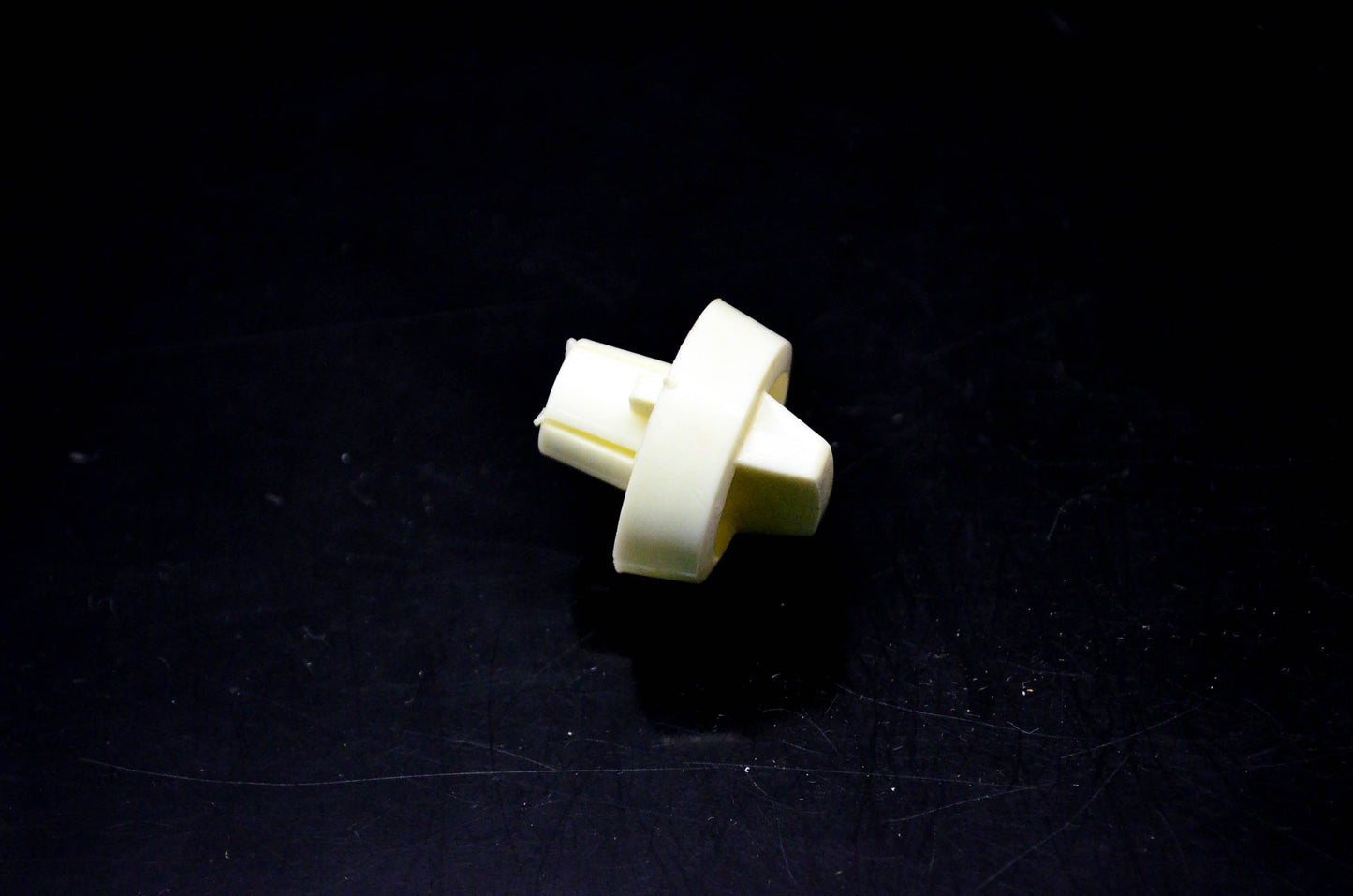 OMC 206298 Carburetor Knob NOS