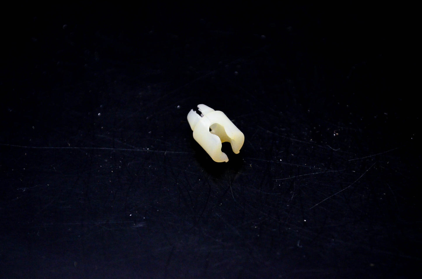 OMC 313329 Retainer NOS