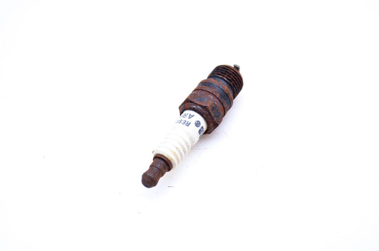 Autolite ARF52 Spark Plug NOS