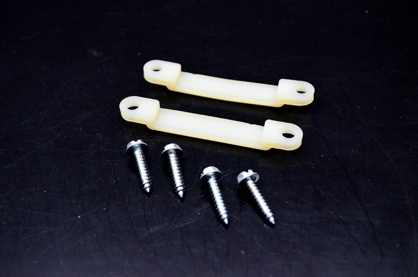 Seadog SDG4150921, 7D0032 Battery Box Strap Bracket w/ Screw Qty 2 NOS