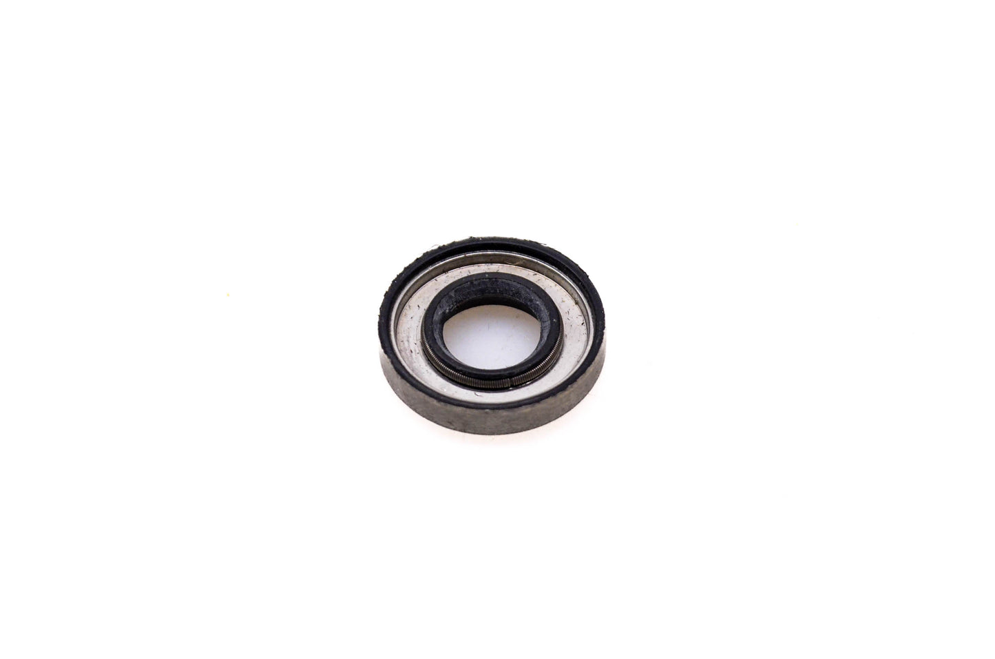 OMC 324639 Drive Shaft Seal NOS
