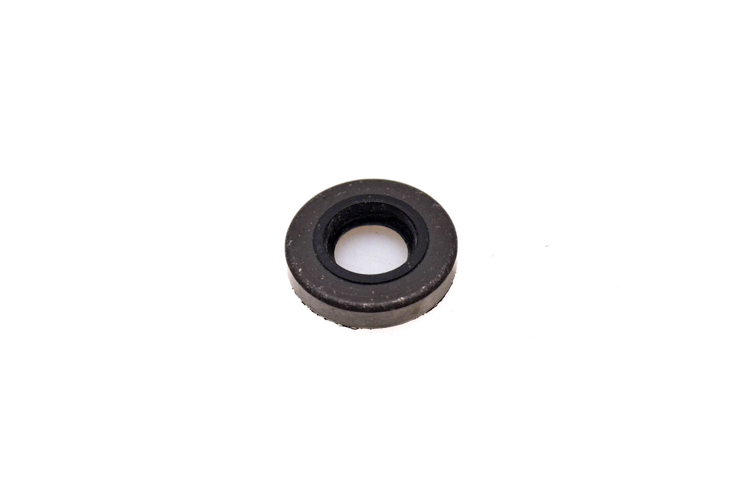 OMC 324639 Drive Shaft Seal NOS