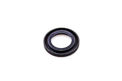 OMC 329922, 329922-1-359 Oil Retainer NOS