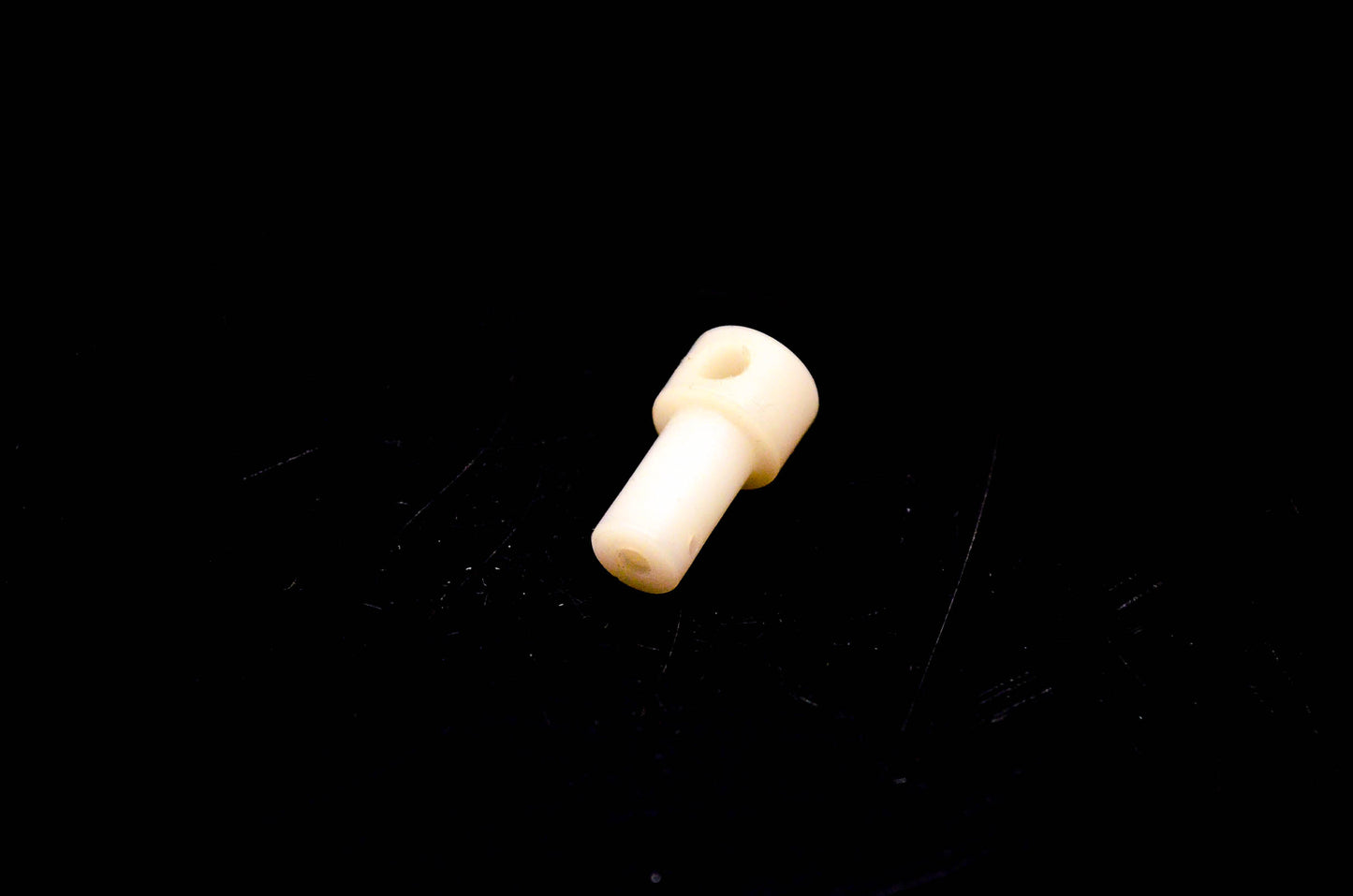 OMC 304226 Pivot Pin NOS