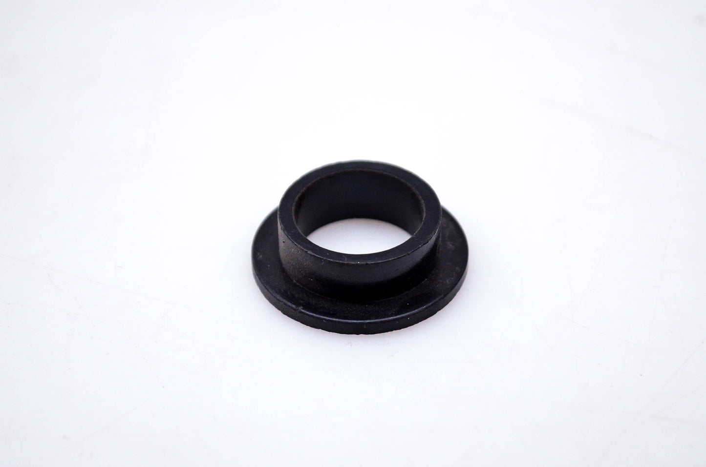 OMC 300619 Propeller Bushing NOS