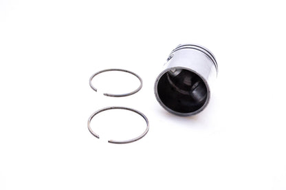 OMC 314697, 383240 Piston w/ Rings NOS