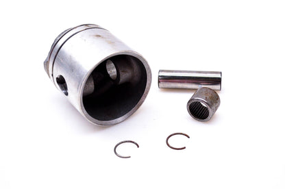 OMC 391526 Piston w/ Wrist Pin & Bearing Kit� NOS