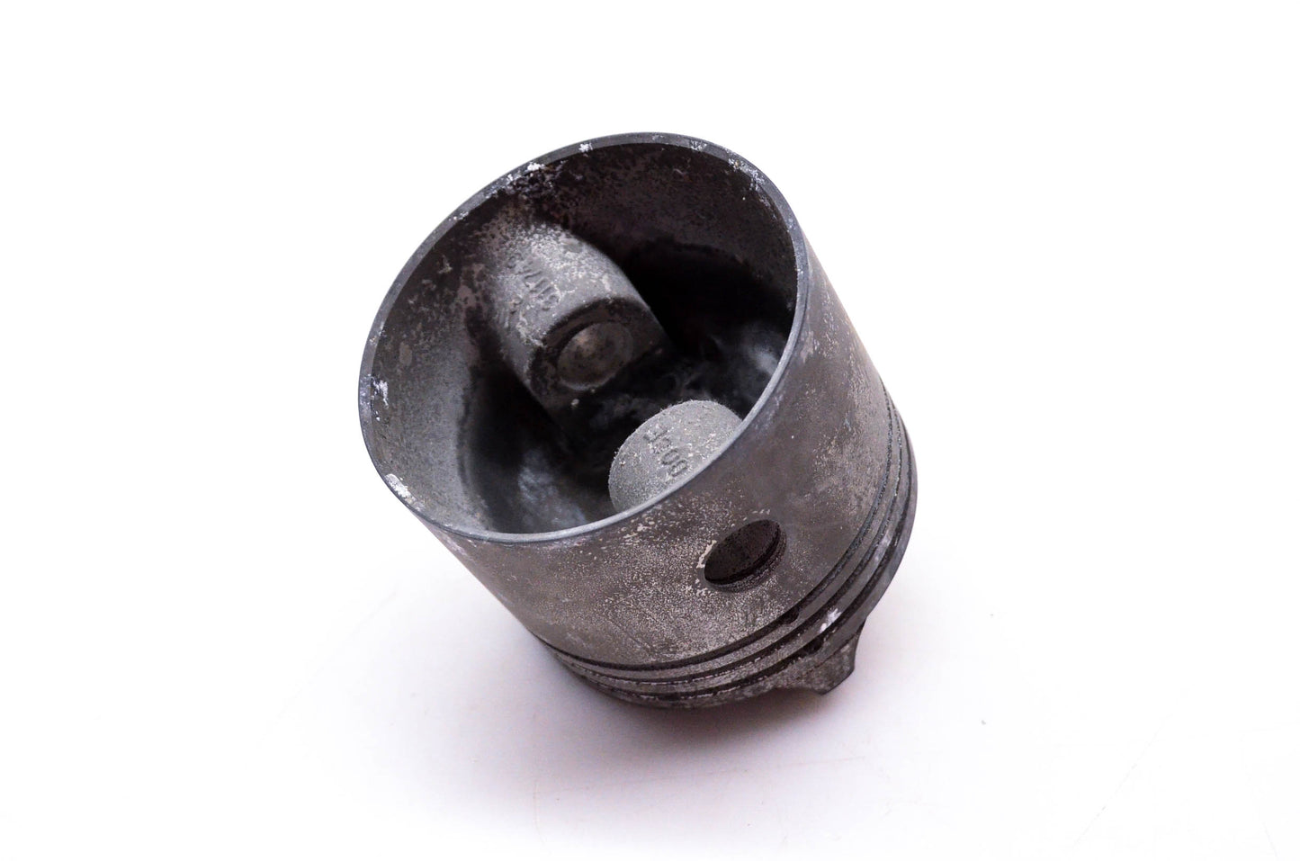 OMC 380569 Piston NOS