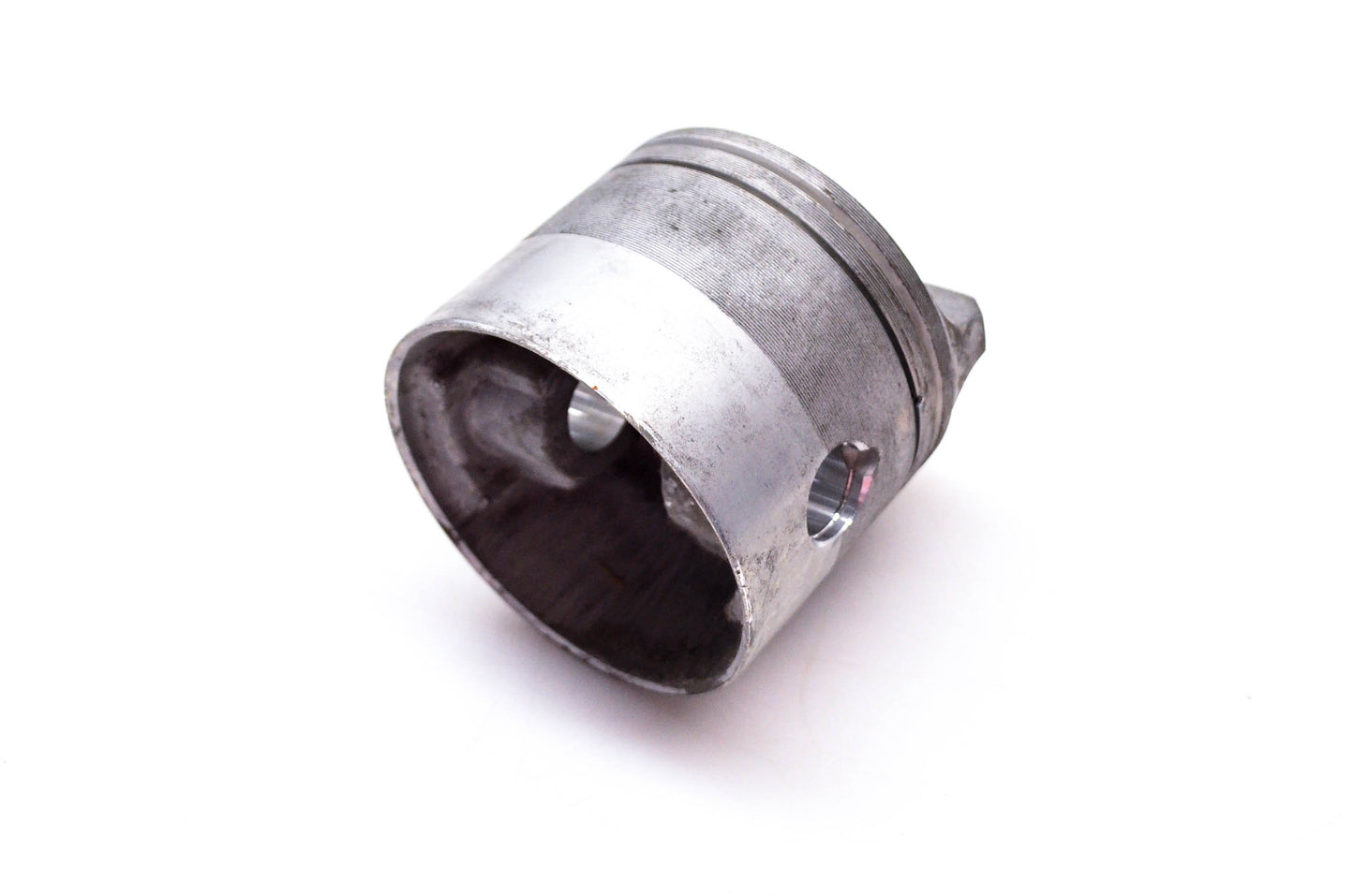 OMC 390982, 390983, 5006669 Piston NOS