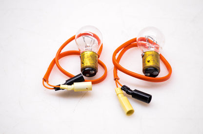 Uhaul UH-4031 Tap-A-Lite Taillight Bulbs Qty 2 NOS