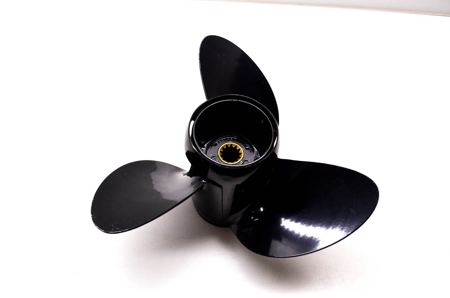 OMC 386786 Aluminum Propeller 12 1/4" X 15P, 13 Spline NOS