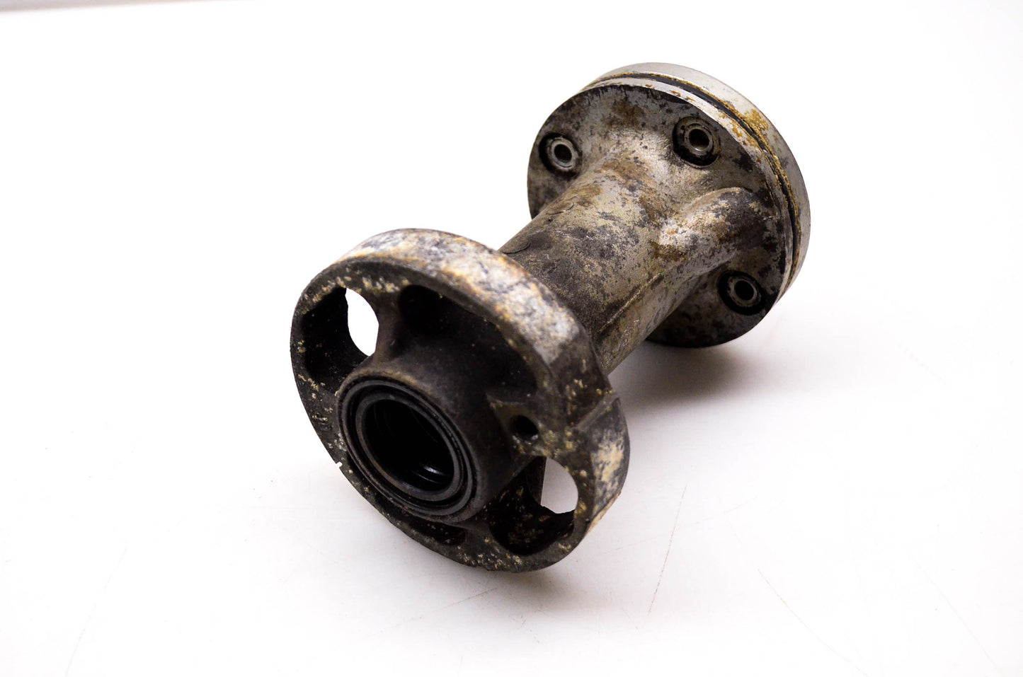 OMC 316541 Propshaft Bearing Carrier Housing