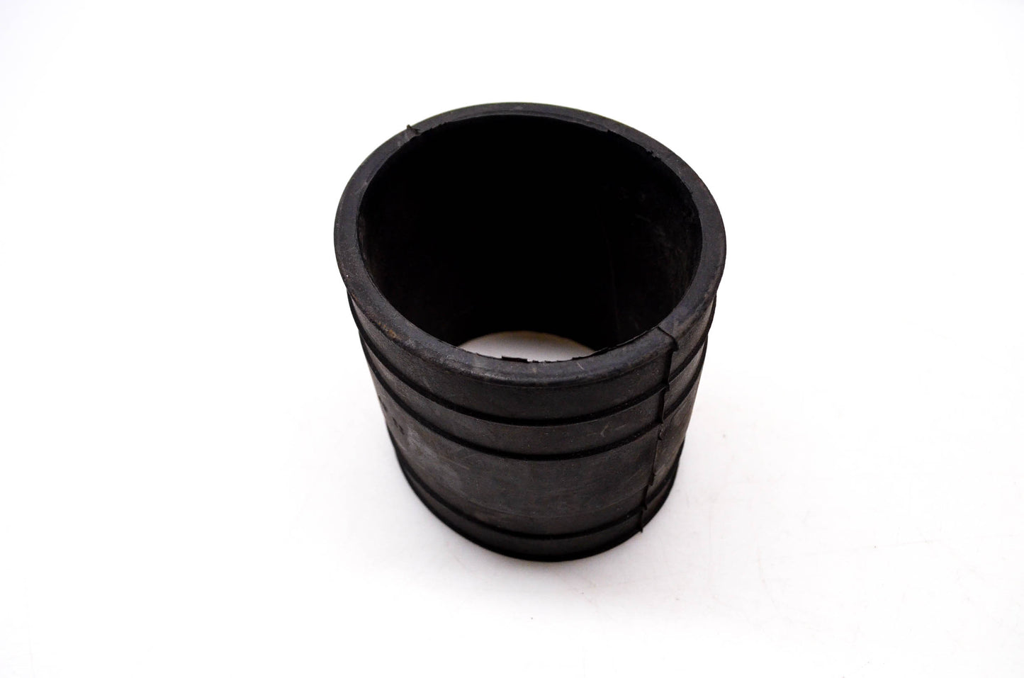 OMC 913592 Exhaust Hose NOS