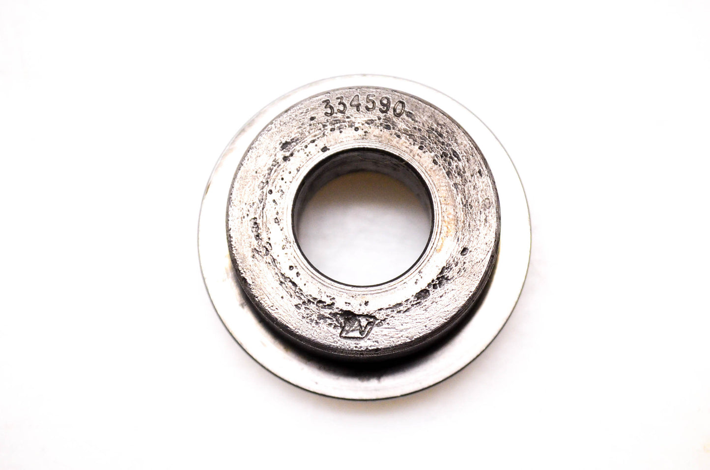 OMC 334590 Propeller Thrust Bushing NOS