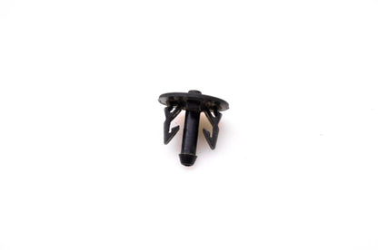 OMC 321885 Lower Motor Cover Nipple
