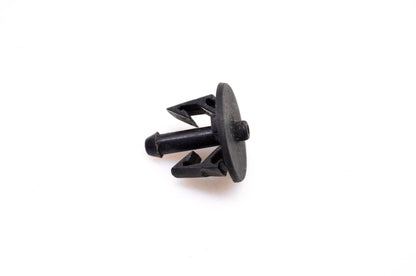 OMC 321885 Lower Motor Cover Nipple