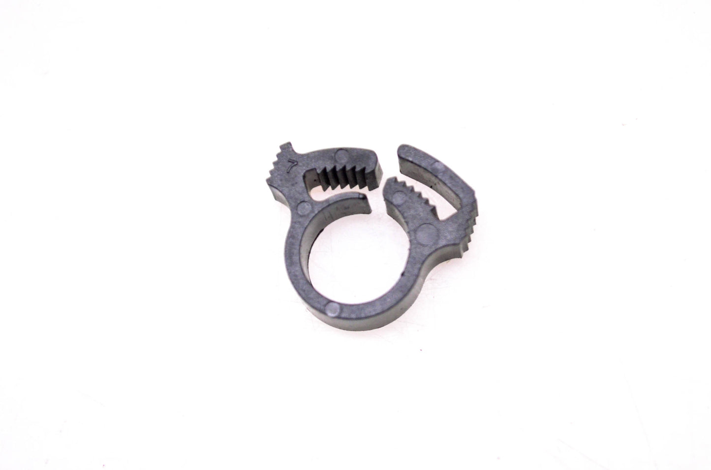 OMC 322653, 117-322653-25 Snapper Hose Clamp NOS