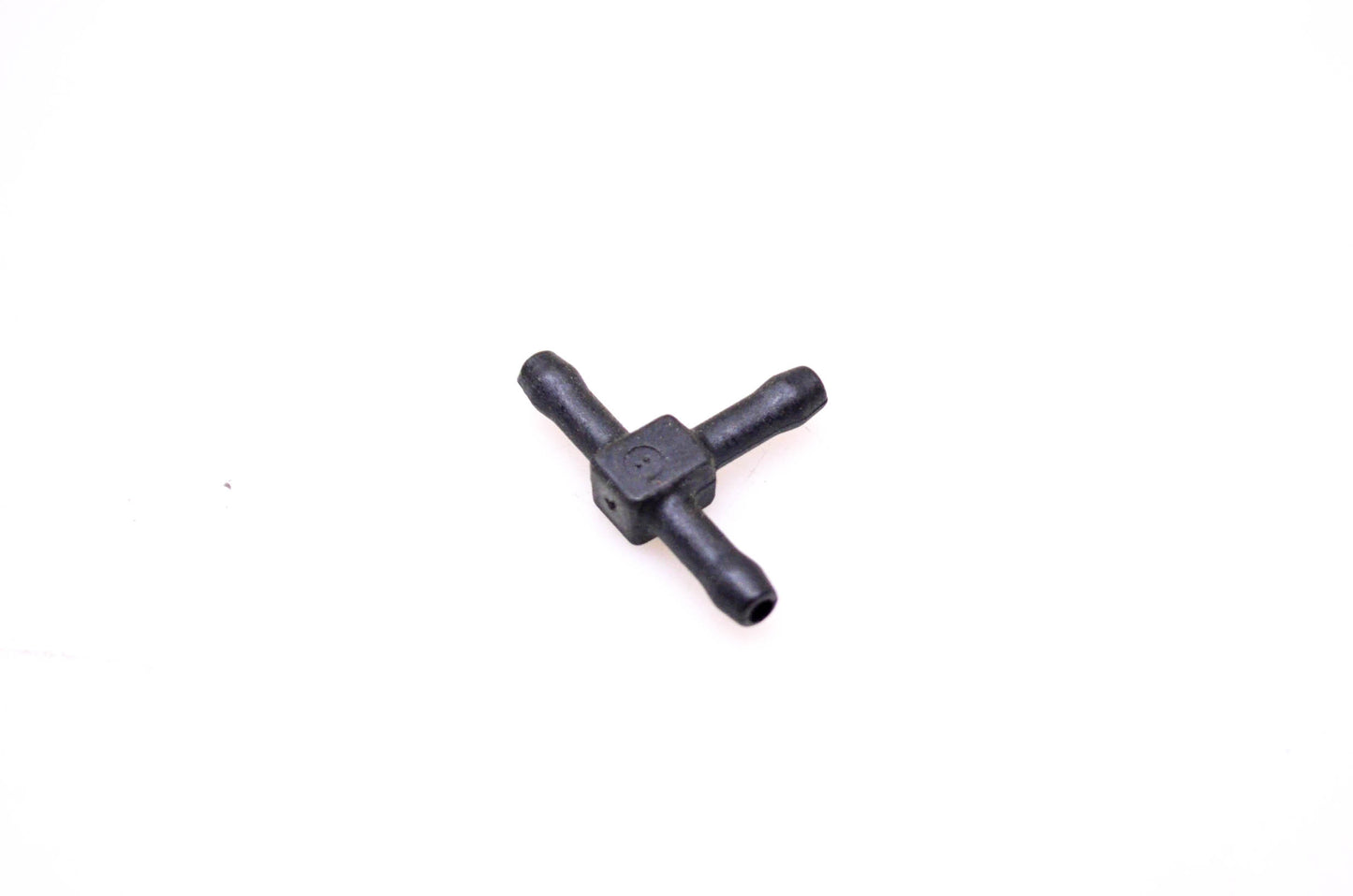 OMC 313537 Tee Fitting NOS