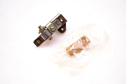 OMC 581207 Breaker Point Assembly NOS