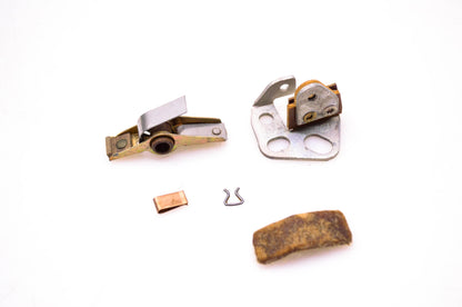 OMC 580290 Breaker Point Assembly NOS