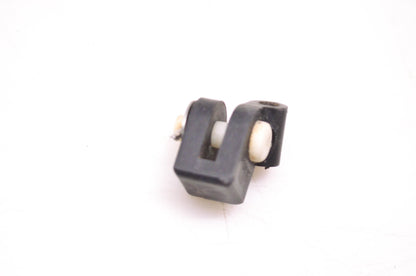 OMC 330533, 310525 Throttle Cable Connector Assembly