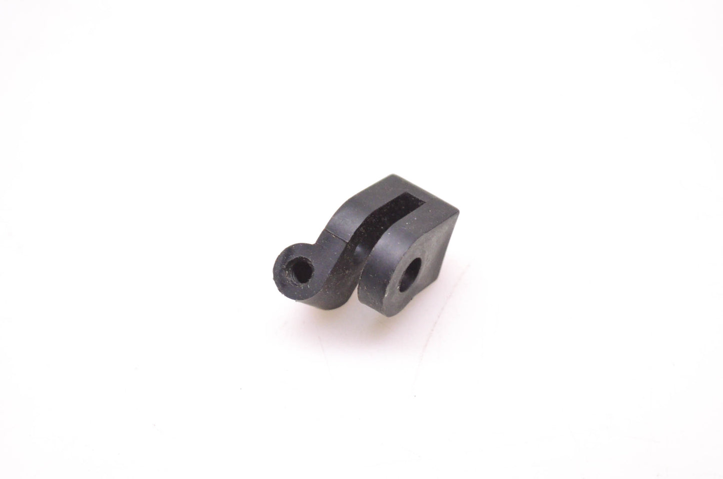 OMC 330533 Throttle Cable Connector NOS