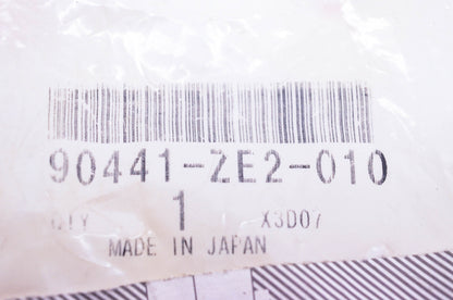 New OEM Honda 90441-ZE2-010 Head Cover Washer NOS