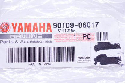 New OEM Yamaha 90109-06017-00 Black Bolt NOS