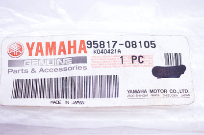 New OEM Yamaha 95817-08105-00 Flange Bolt NOS