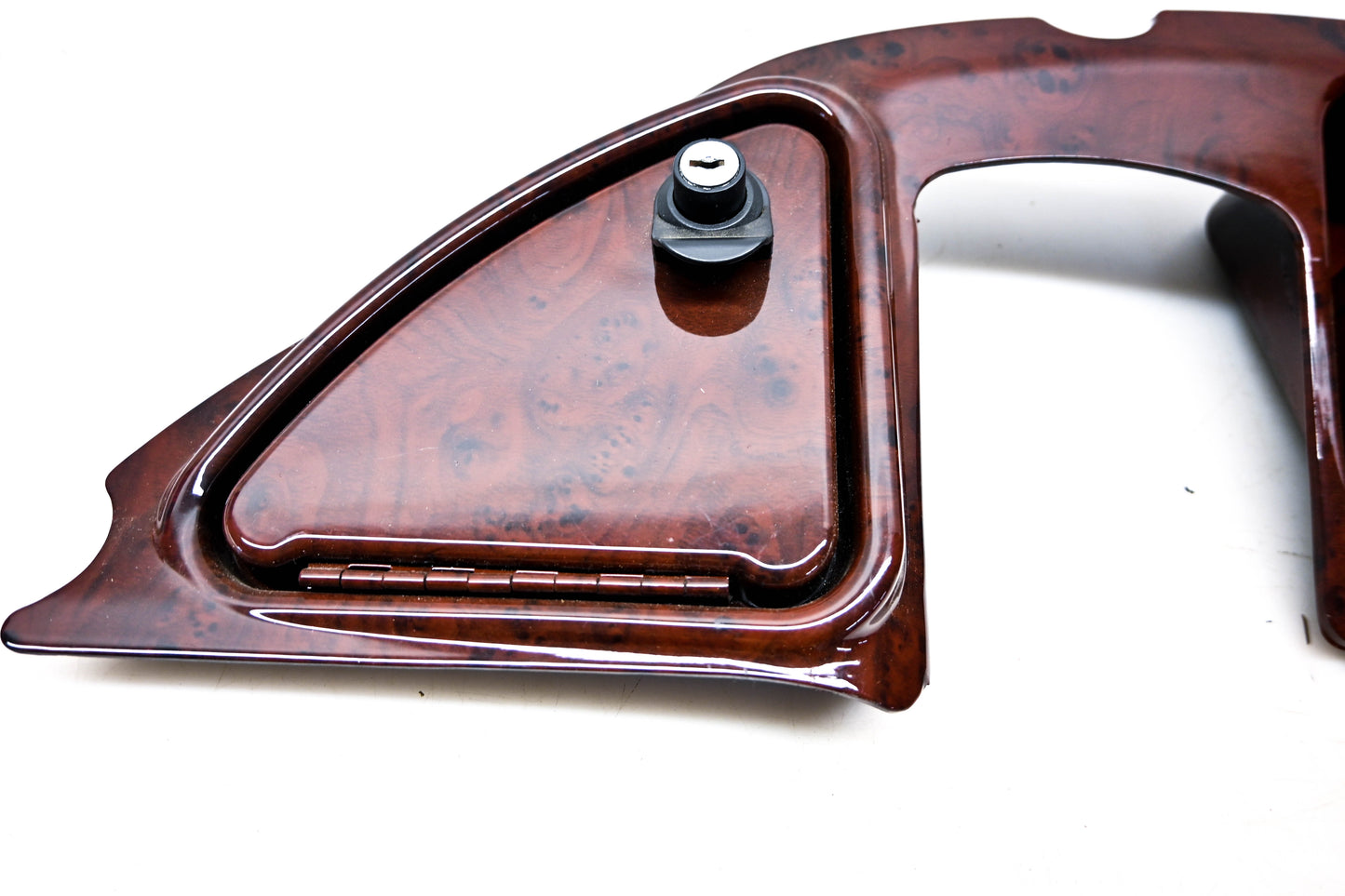 Madjax DASH-0096 Woodgrain Dashboard